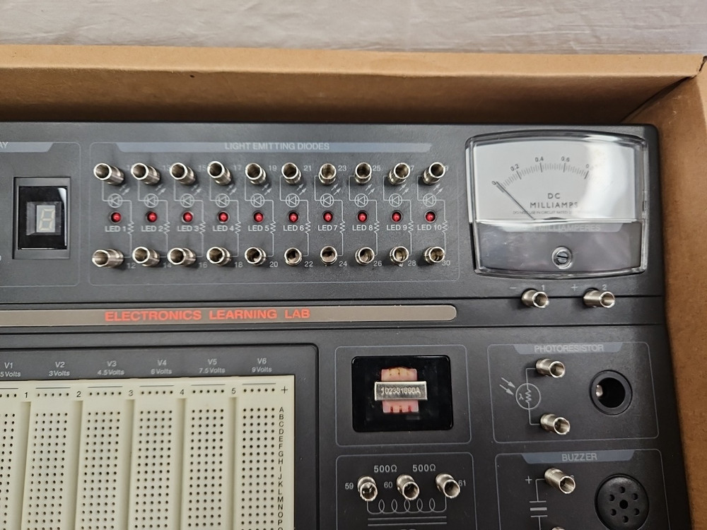 Radio Shack Electronics Learning Lab Kit Manuals parts Box Explore electronics