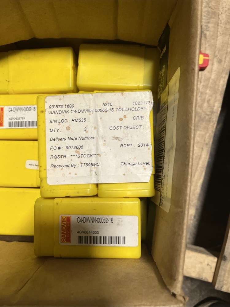 SANDVIK C4-DVVNN-00062-16 TOOLHOLDER