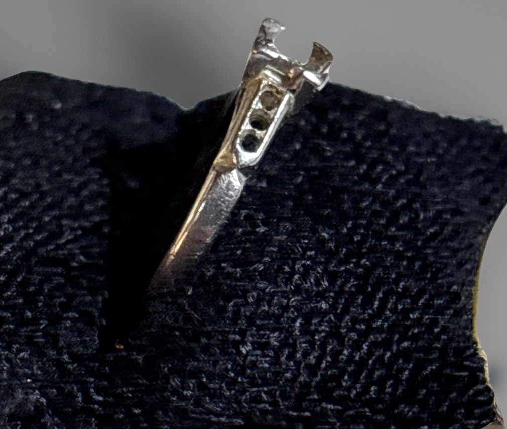 Platinum Solitaire Engagement Ring Setting – 0% IRID‑PLAT – Unmounted – 2.31g