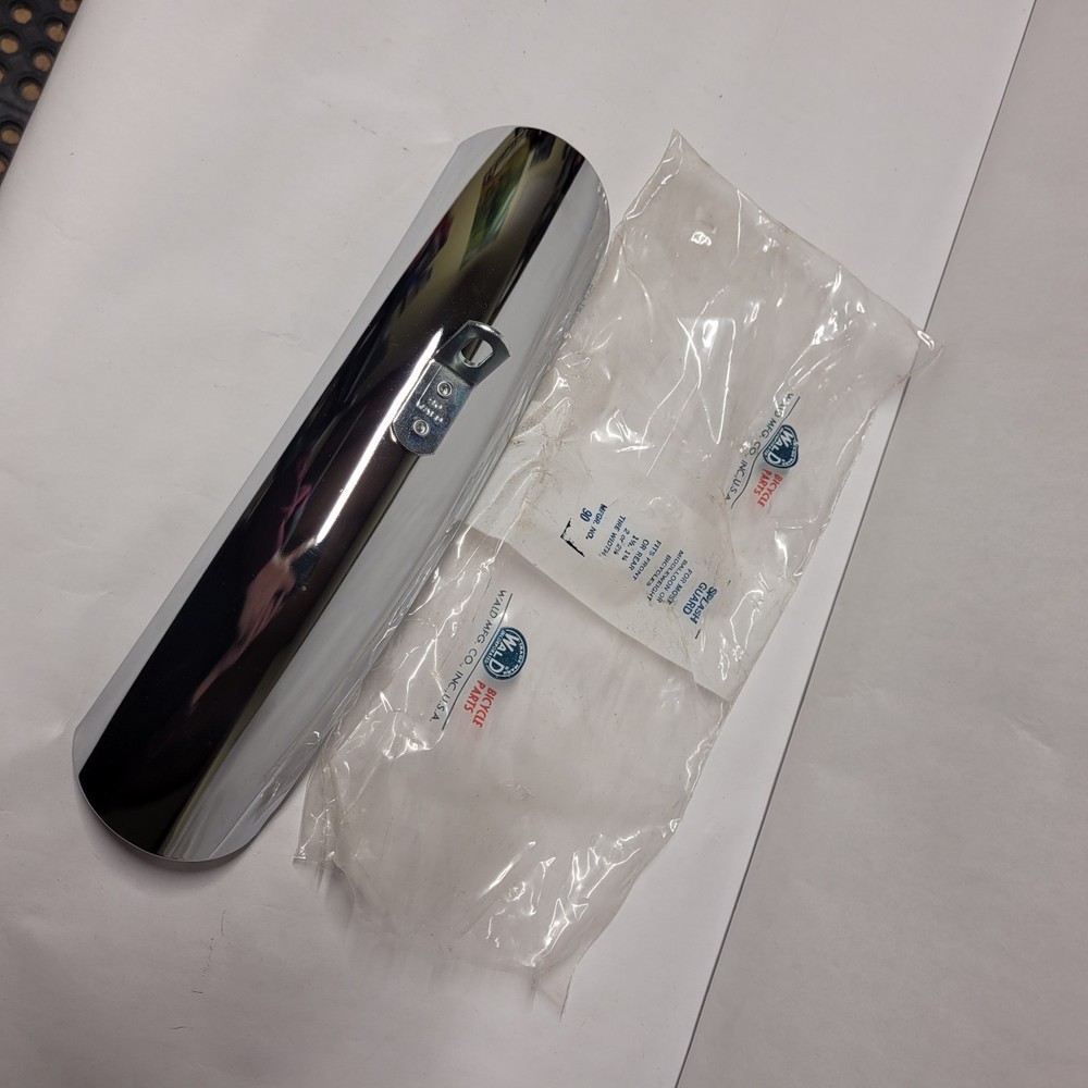 Wald Splash Guard #90 Balloon Or Middleweight NOS