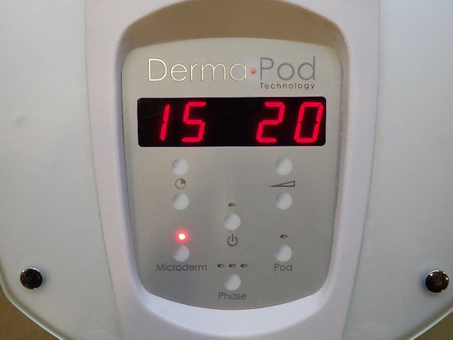 Silhouet-Tone Derma Pod 110V Micro_derma