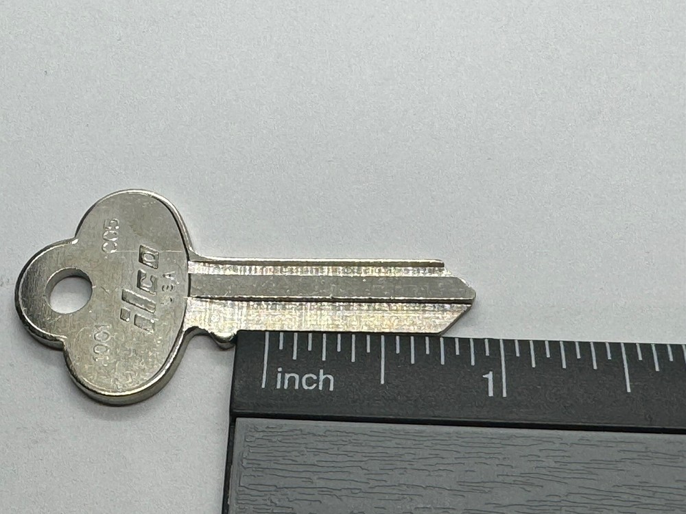 Ilco 1001 Key Blank for Corbin