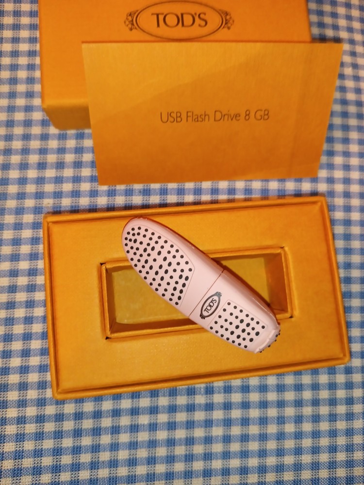 Tod's USB 8GB Flash Drive