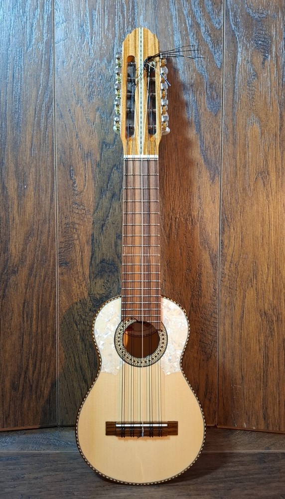 Professional Charango Made by Luthier Suarez includes Soft Gig Bag - Pro Set-Up