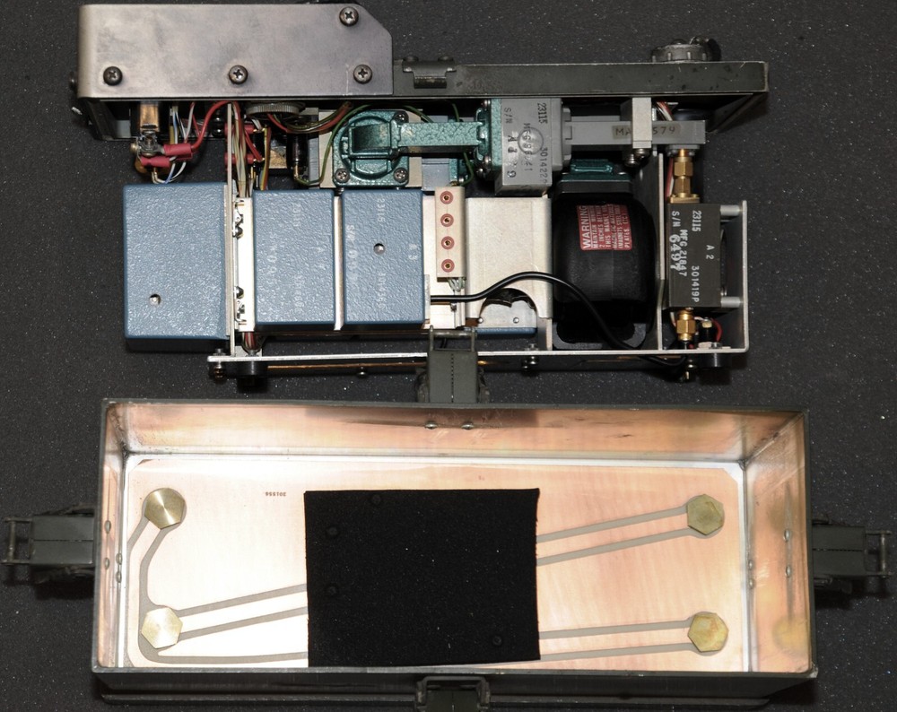 AN / PPN-18 Transponder Set – Forward Air Control