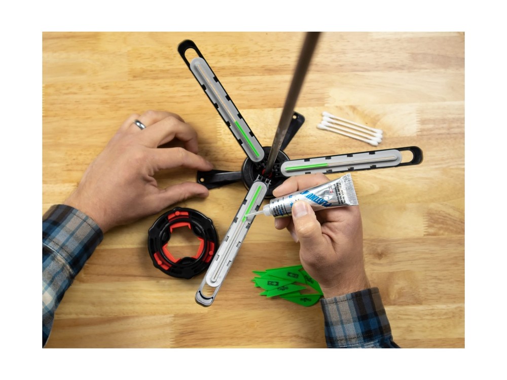 Bohning Complete Cauldron Fletching Jig Black