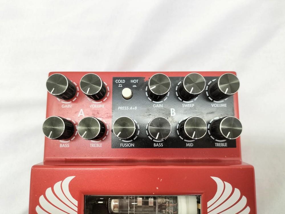 TWO NOTES LE NTES Vacuum tube prelifier