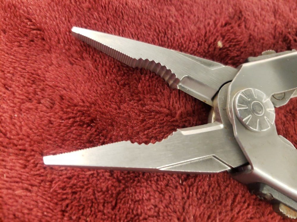 🔪🔪🔪 Gerber Diesel Multi-Tool knife pliers s