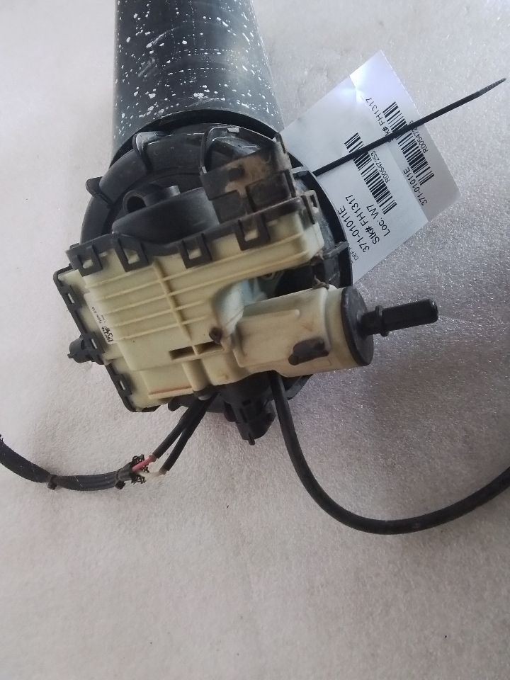2012-2016 EXPRESS SAVANA 2500 3500 DEF PUMP