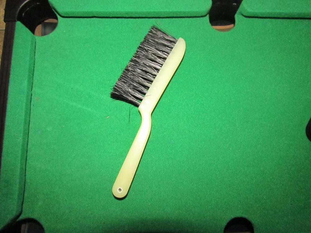 MINI BILLIARDS TABLE TOP BOX COMPLETE 2 STICKS BALLS RACK BRUSH CHALK