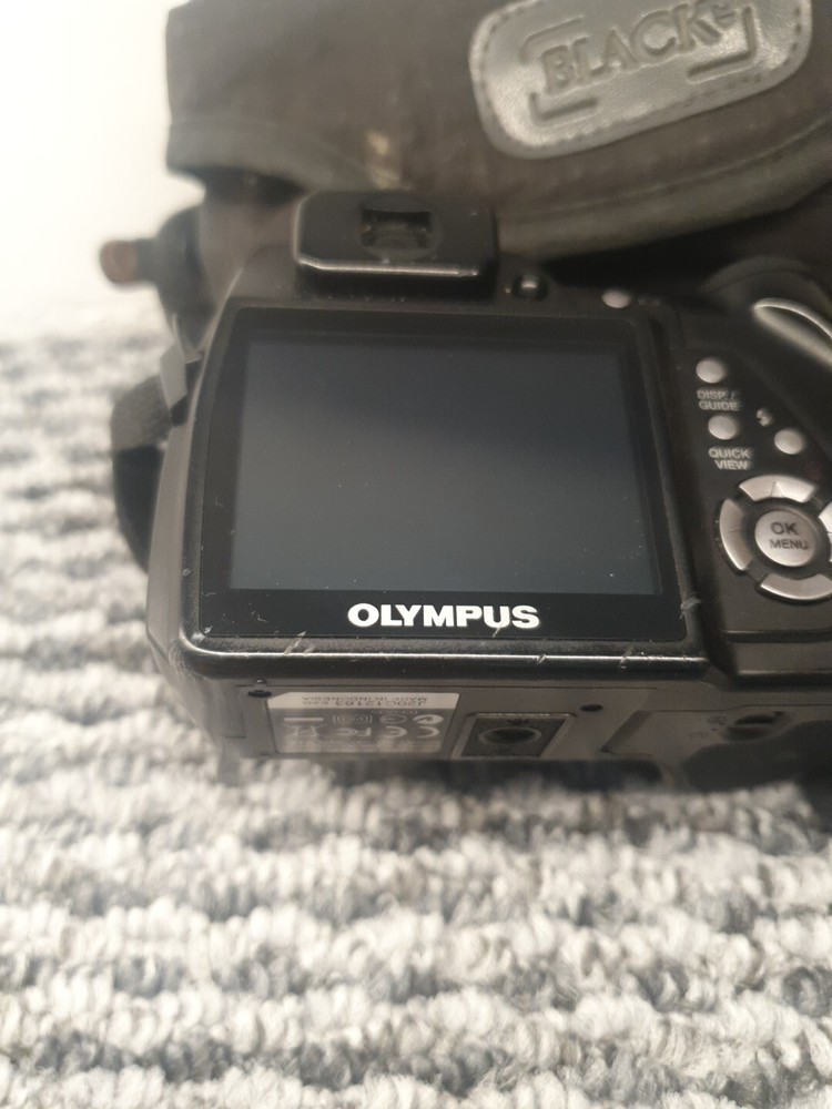 OLYMPUS SP-500UZ Compact Digital Bridge Camera 6MP 10X Zoom