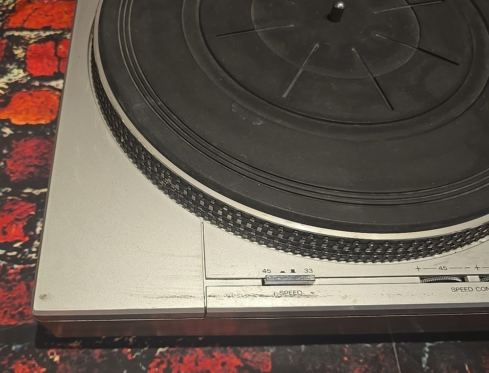 Sanyo Model TP-1012A Direct Drive Turntable - TESTED - NEEDS STYLUS