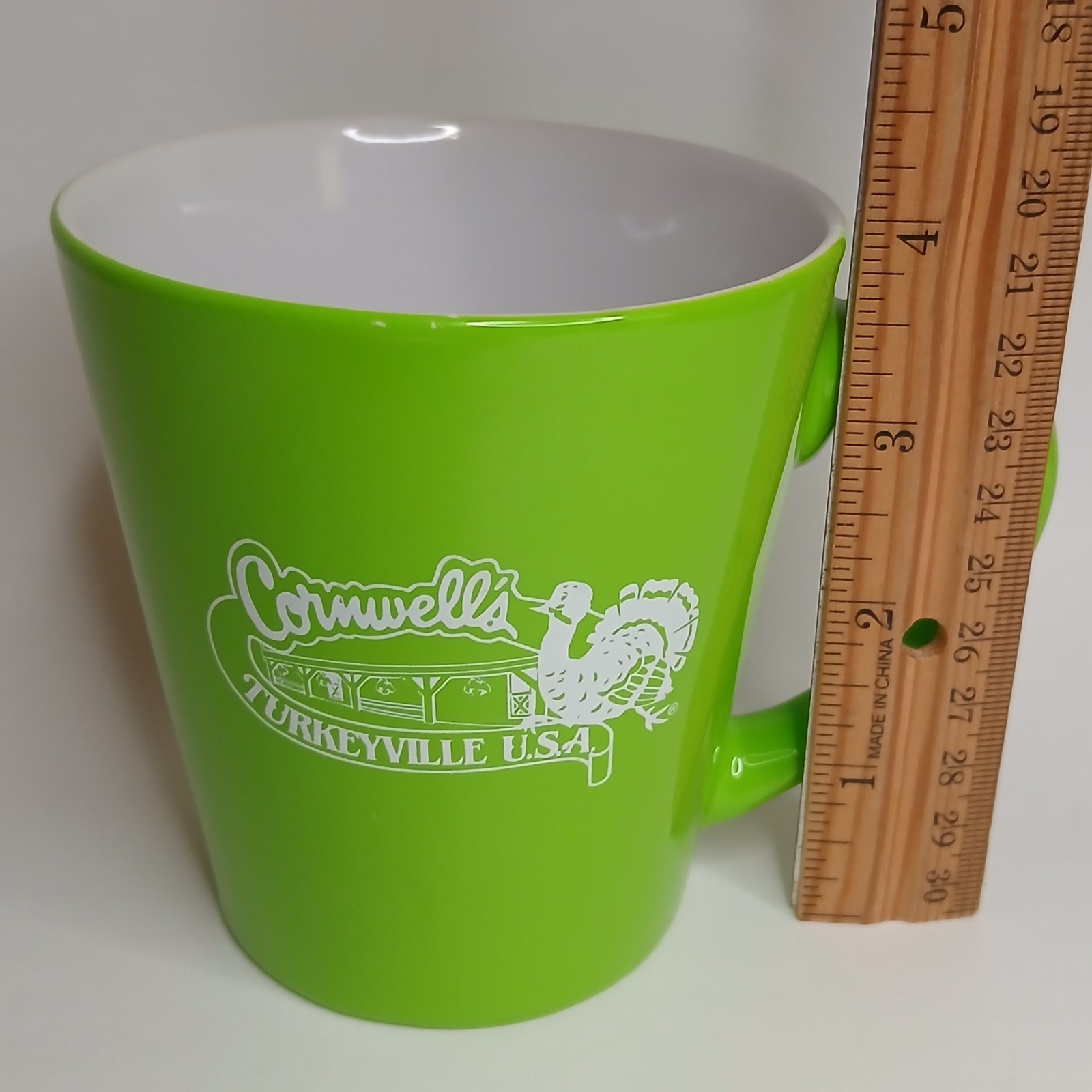Cornwells Turkeyville USA Bright Green Ceramic Coffee Mug Marshall MI HTF Rare