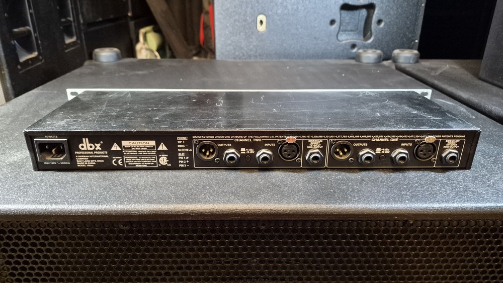 dbx 166XS Compressor Limiter Gate 2-Channel Rack Mount Pro Audio