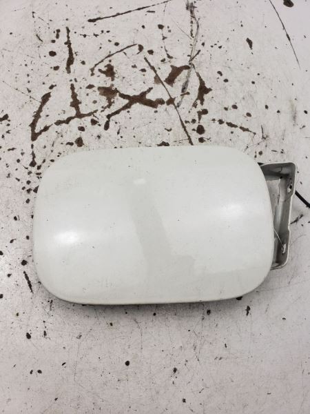 Fuel Door 2007 E550 OEM
