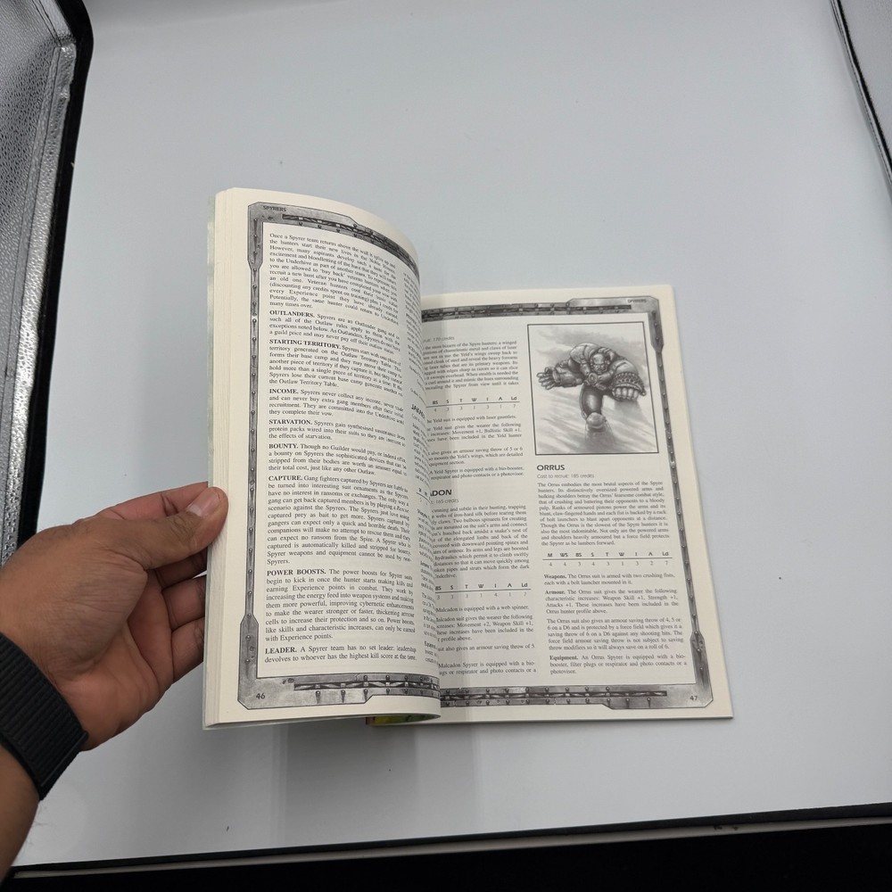 Warhammer 40k Outlanders Expansion Pack INCOMPLETE Read