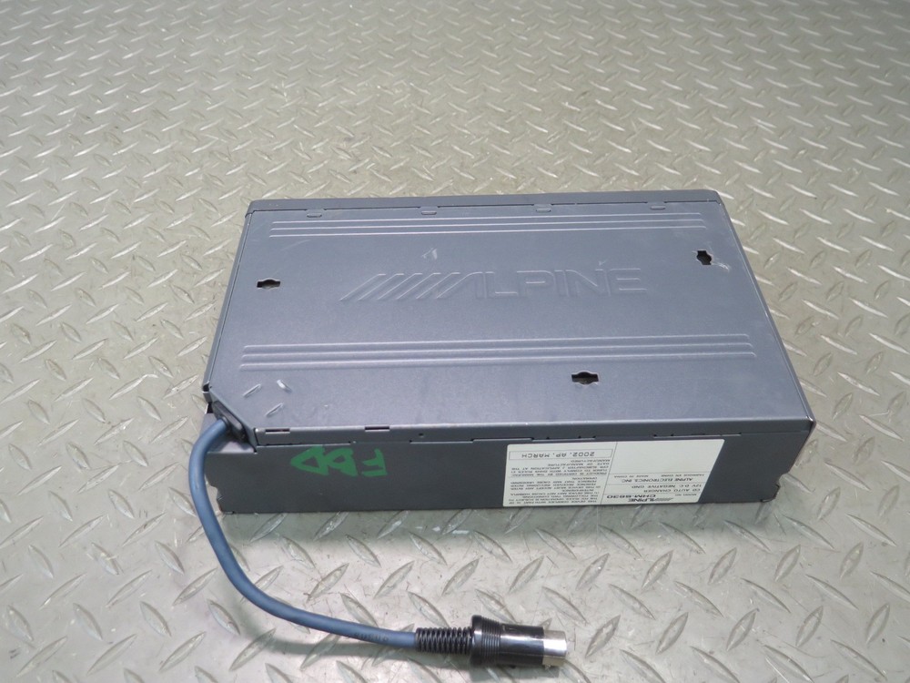 96-99 BMW E36 328iC CD CHANGER PLAYER W MAGAZINE OEM