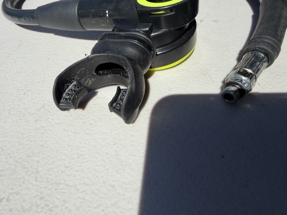 Oceanic Slim Line Scuba Diving 2nd Stage Regulator