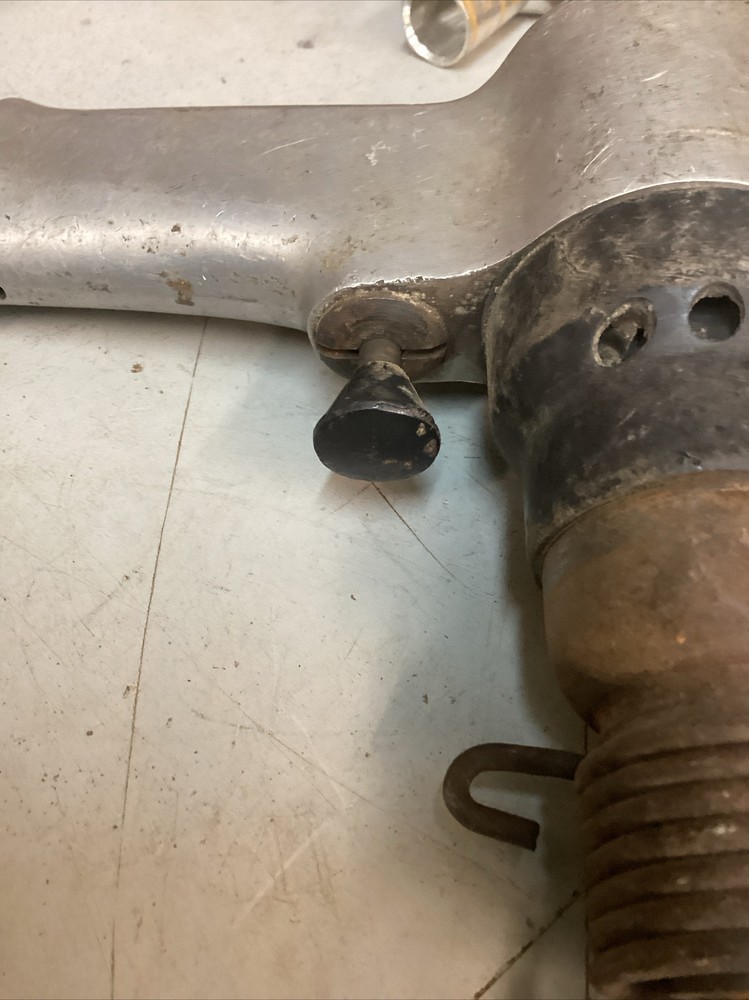 Chicago Pneumatic Air Hammer Chisel Used Tested