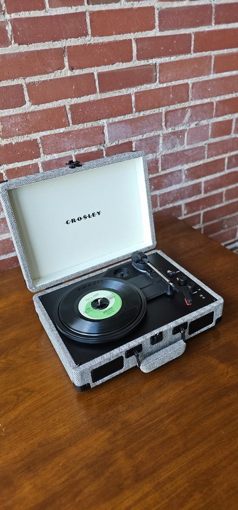 Open Box- Cruiser Plus Portable Turntable with Bluetooth In/Out - Herringbone