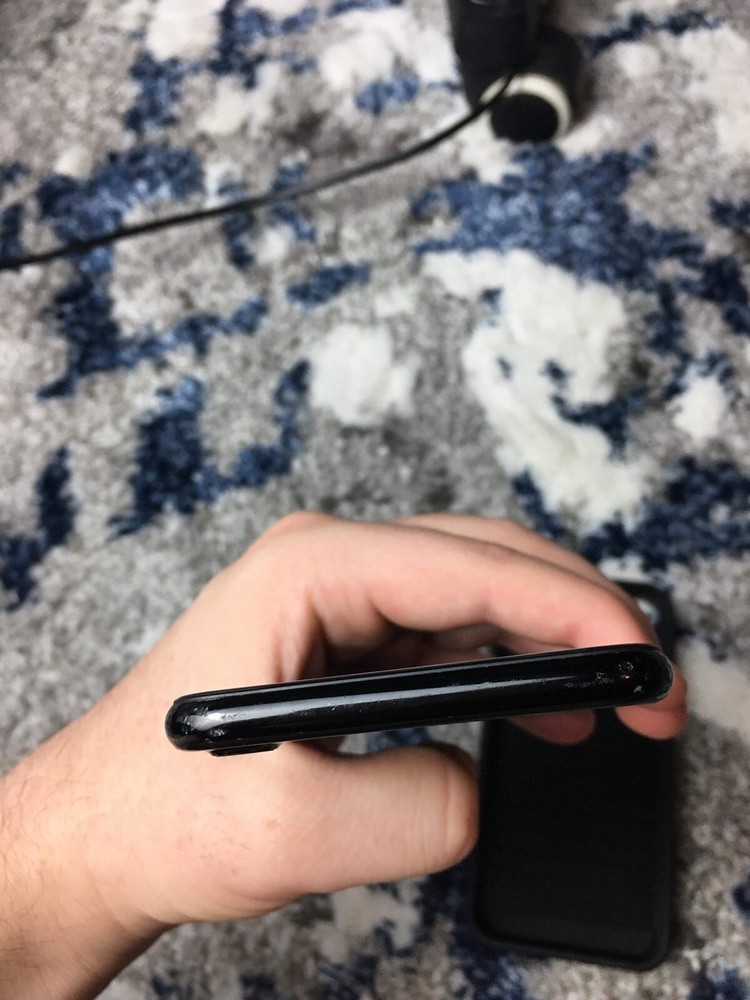 iphone 7 unlocked gb size is unknown(read The Description)