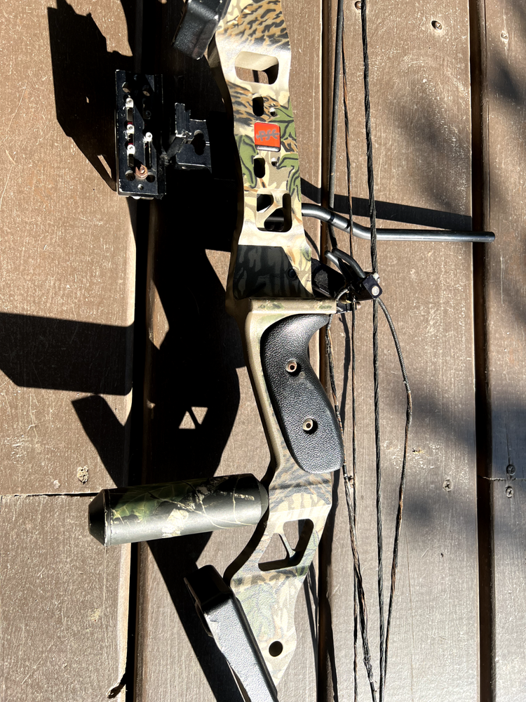 PSE Thunderbolt Compound Bow PSE Sights Quik Tune By Nap Rest Archery