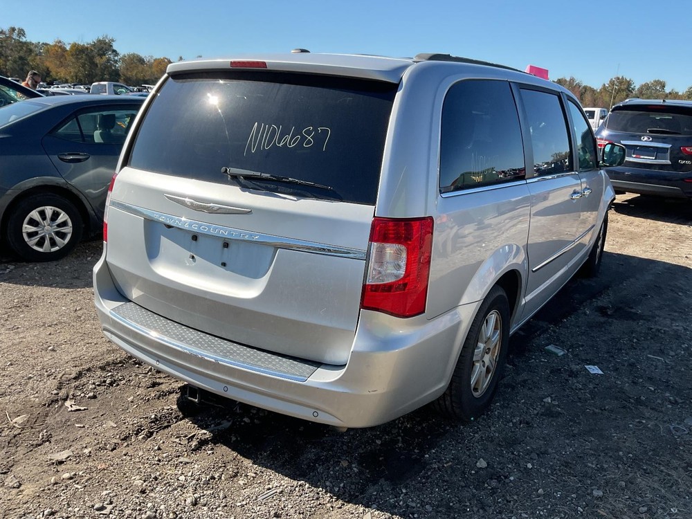 Used Blind Spot Detection System Warning Control Module fits: 2012 Chrysler Town