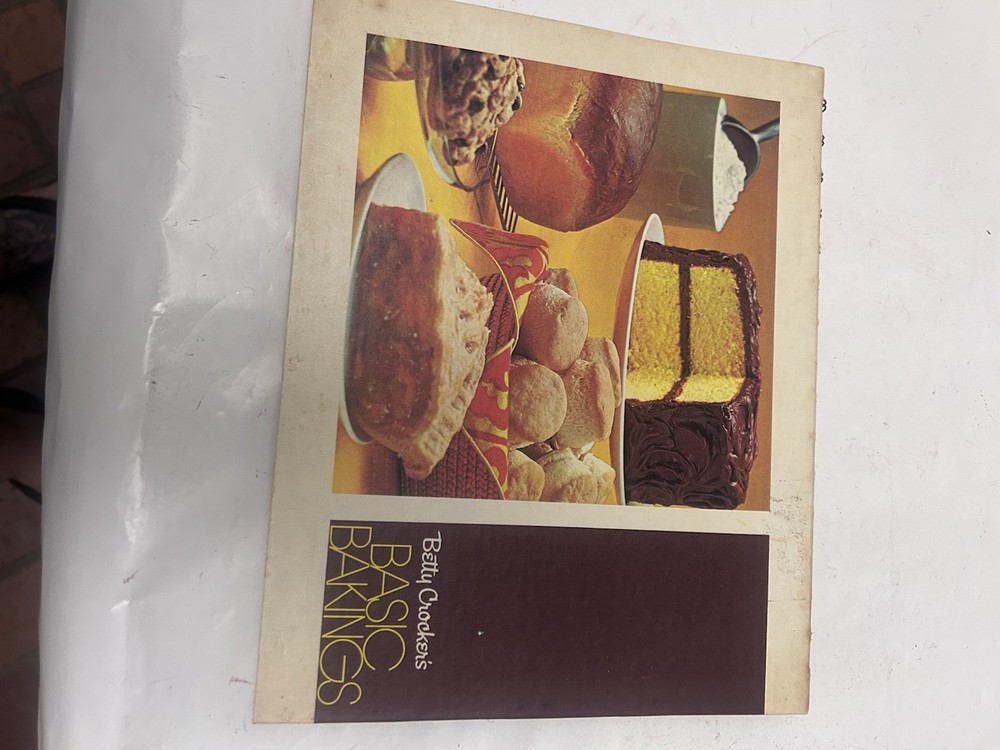 Betty Crocker's Basic Bakings HC c 1971 first print