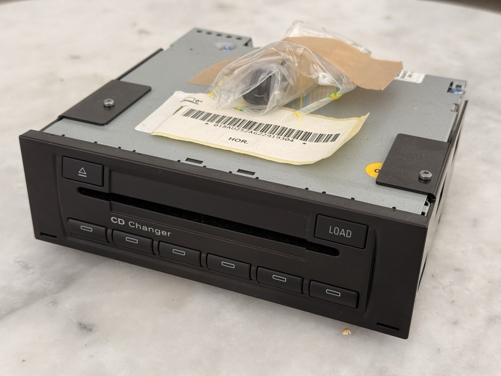 Audi rR8 2008 CD Changer