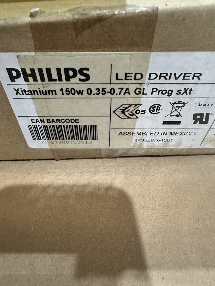 Philips Xitanium 929000702202 Programmable Dimmable Outdoor LED Driver 150W