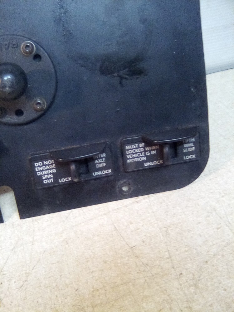 2016 Freightliner Cascadia Dash Panel