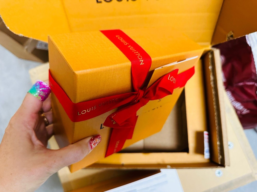 Louis Vuitton Gift Box Small Authentic 6.5*2.5” Empty Red Ribbon Envelope 7p Set