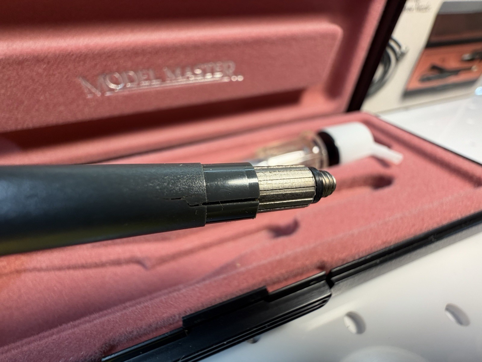 Model Master GP100 50602 Airbrush Set Testors Aztek