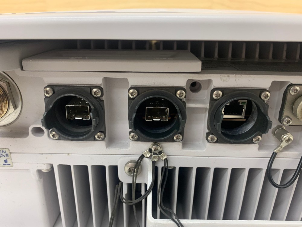 Ericsson RRUS 11 B4 Remote Radio Unit Enclosure