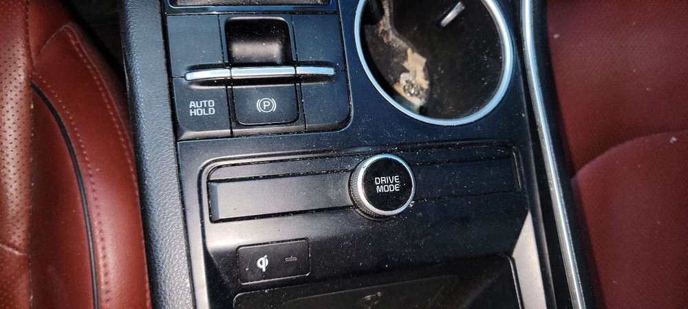 21-23 Kia K5 Camera/Projector Camera Front Windshield Mounted