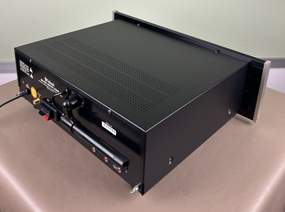 MCINTOSH MR 7083 STEREO TUNER