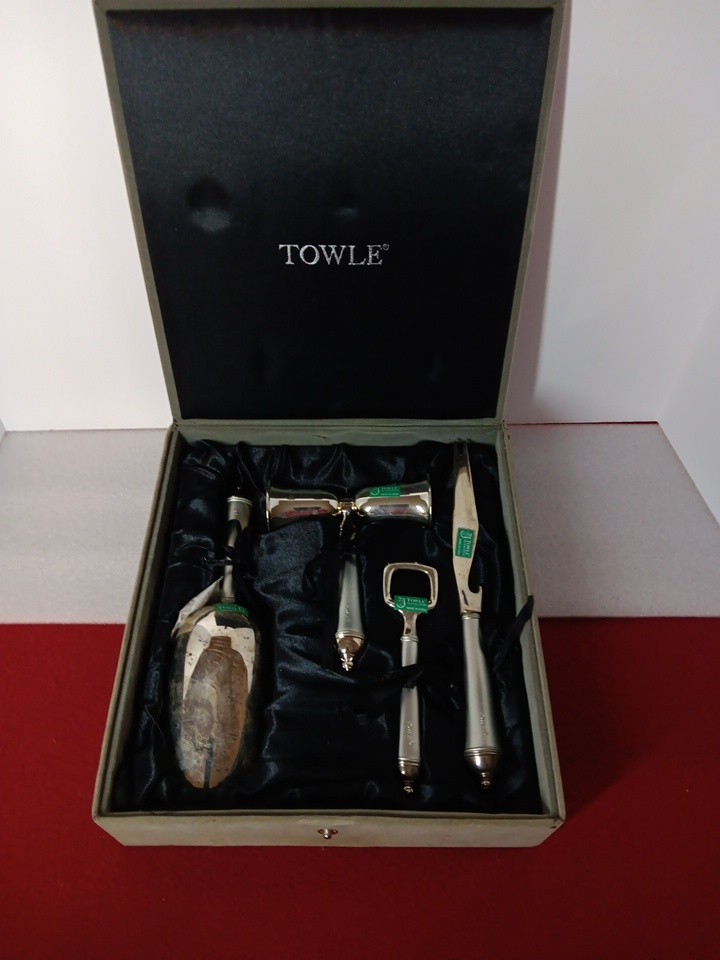 Towle Silver Tone Bar Tool Set Boxed Corkscrew Opener Knife Jigger