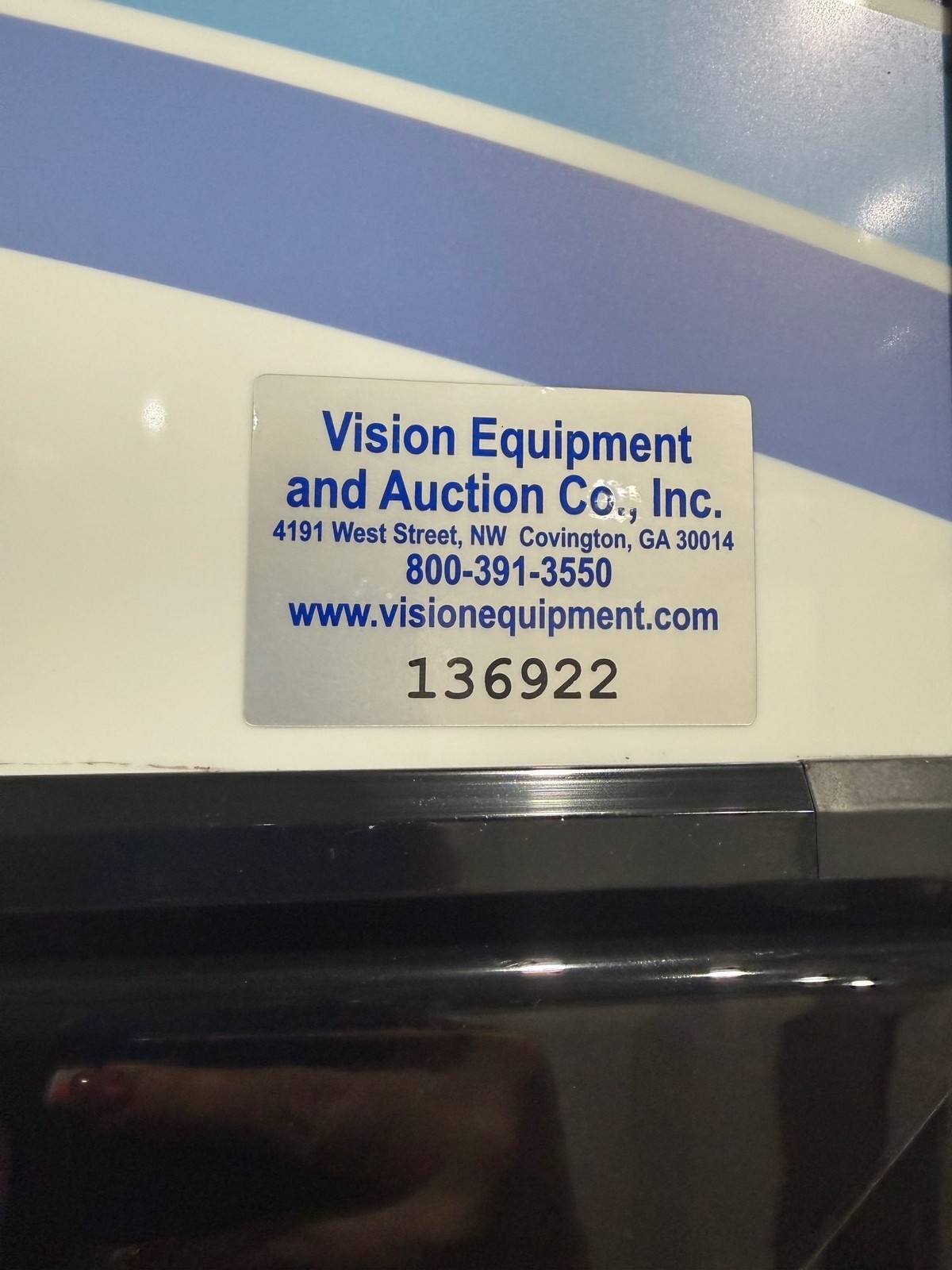 BLUEAIR BKGF49-HC TWO GLASS DOOR MERCHANDISING FREEZER