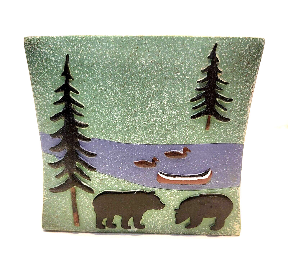 Donna Sharp Rustic Design Bear Lake Hand Painted Embossed Toothbrush Holder  EUC