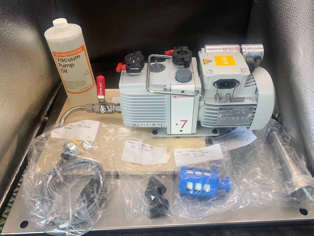 BOC Edwards E2M0.7 Rotary Vane Vacuum Pump