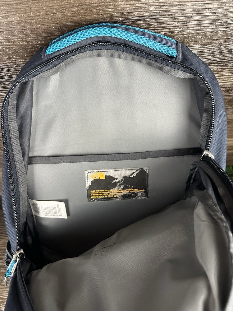 North Face Vault backpack 20 Liter Navy Blue