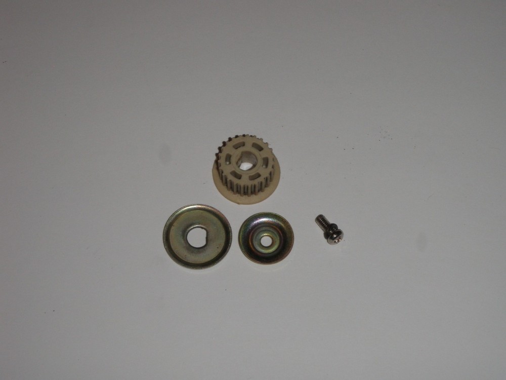 Small Gear for Breadman Ultimate Bread Maker TR2200CE (3-Rivet Pan Version)