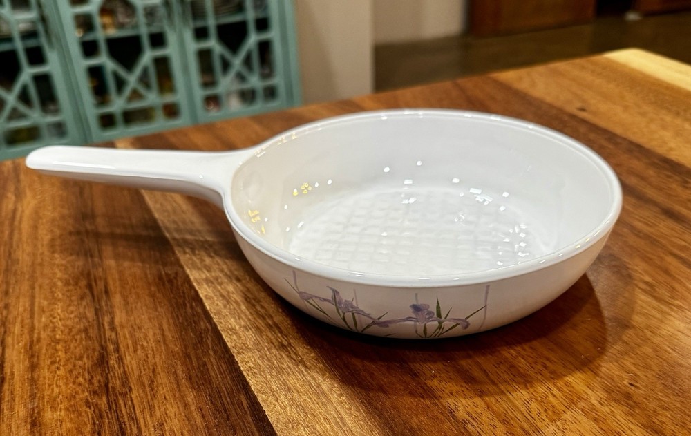 Vintage Corning Ware Shadow Iris Saucepan with Handle