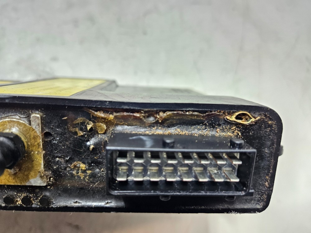 OEM Evinrude E-Tec 50hp EMM ECM ECU Computer Control Module 586862 Freshwater