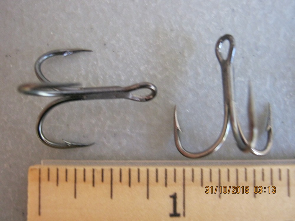 30 Eagle claw HL464M replacement Nickle Black Treble Hooks size 2