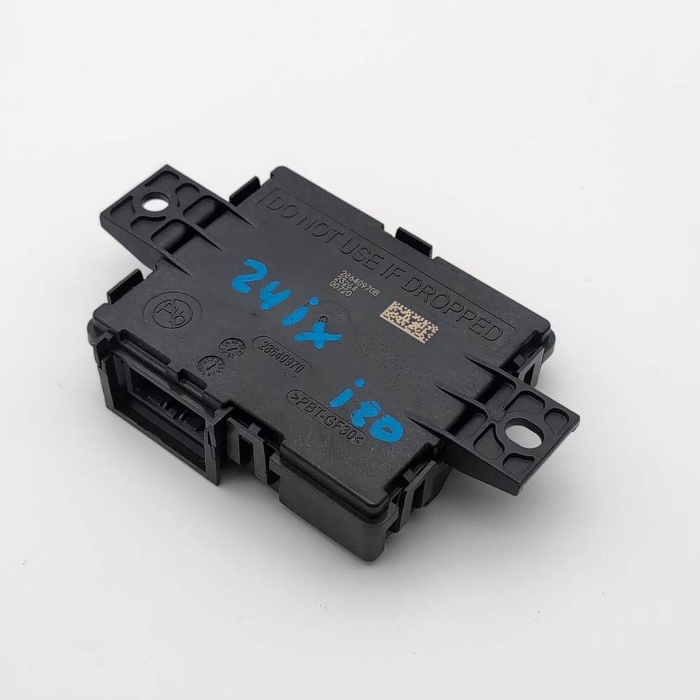 2023 2024 2025 BMW iX i20 Close Range Radar Sensor Control Unit Module 5B33D47