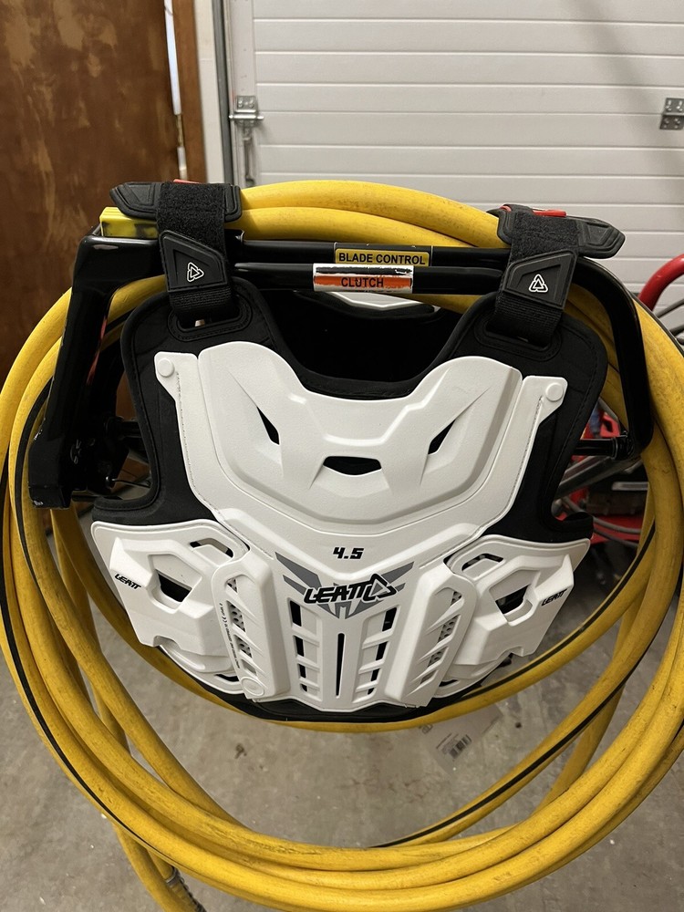 leatt chest protector 4.5