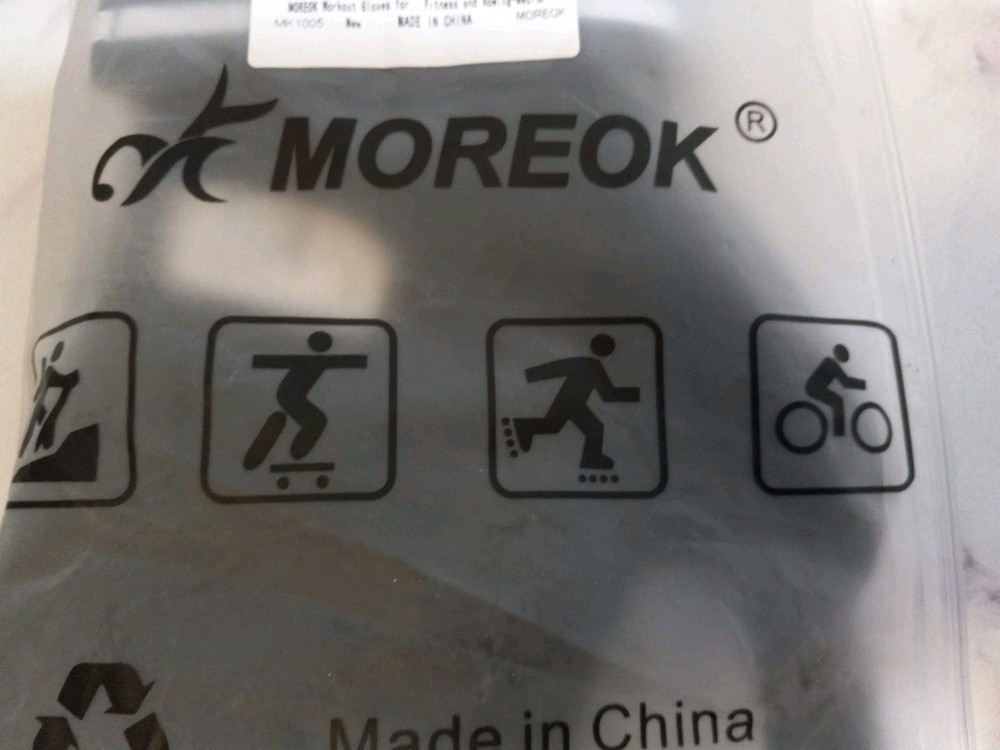 Moreok Workout Gloves Wrist Wrap Support Fingerless Size Medium Curved Open Back