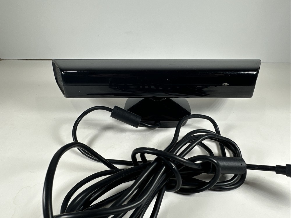 Xbox 360 Kinect Sensor *Sensor Only*
