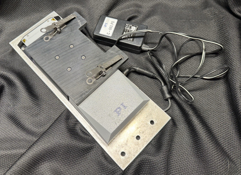 PI M-505.2PD PRECISION POSITIONING STAGE LINEAR POSITIONER